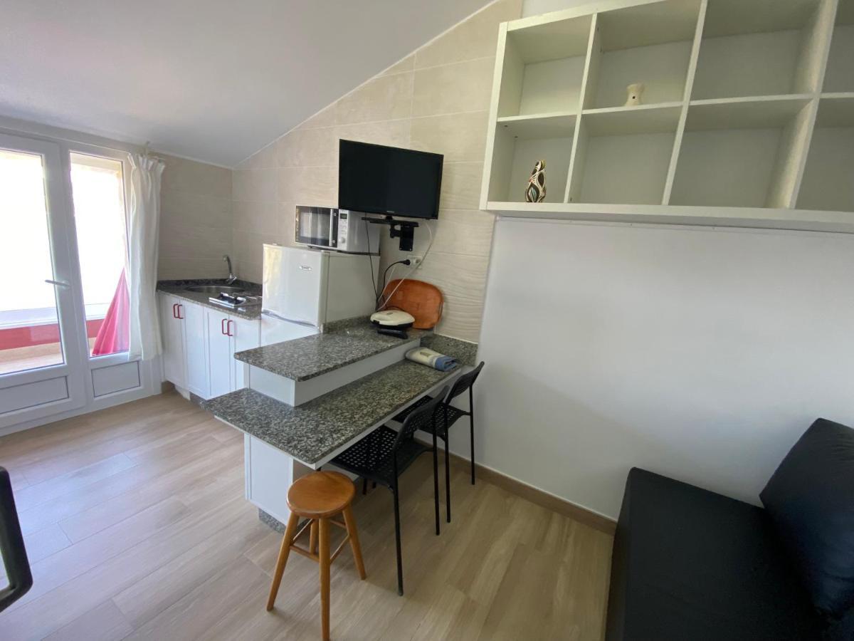 Apartamentos Sinas Playa Raxo Exteriör bild