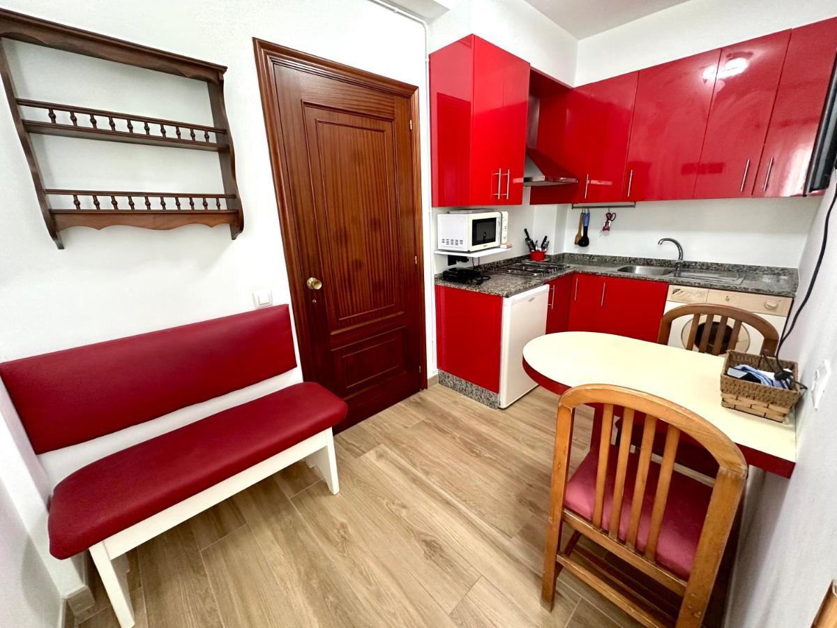 Apartamentos Sinas Playa Raxo Exteriör bild