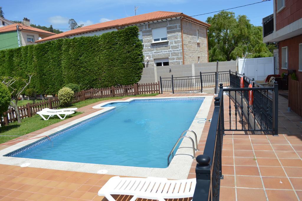 Apartamentos Sinas Playa Raxo Exteriör bild